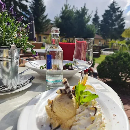 Pommerscher Hof Otel 3*