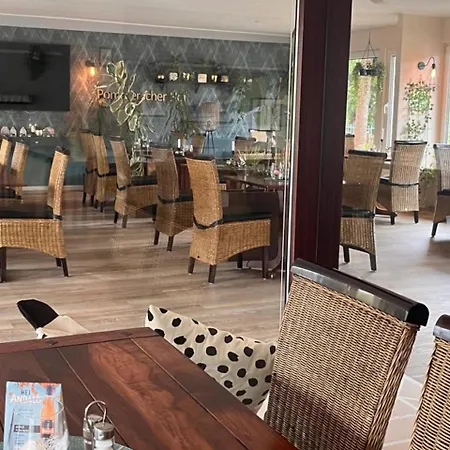 Pommerscher Hof 奥斯特西巴德钦诺维茨