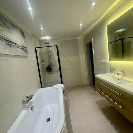 Pommerscher Hof 3* 奥斯特西巴德钦诺维茨