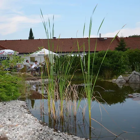 酒店 Pommerscher Hof 3*